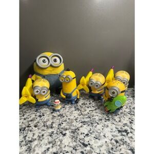 Despicable Me Minions Lot Of 7 Figures Plush Toy Rocket Banana Cupcake